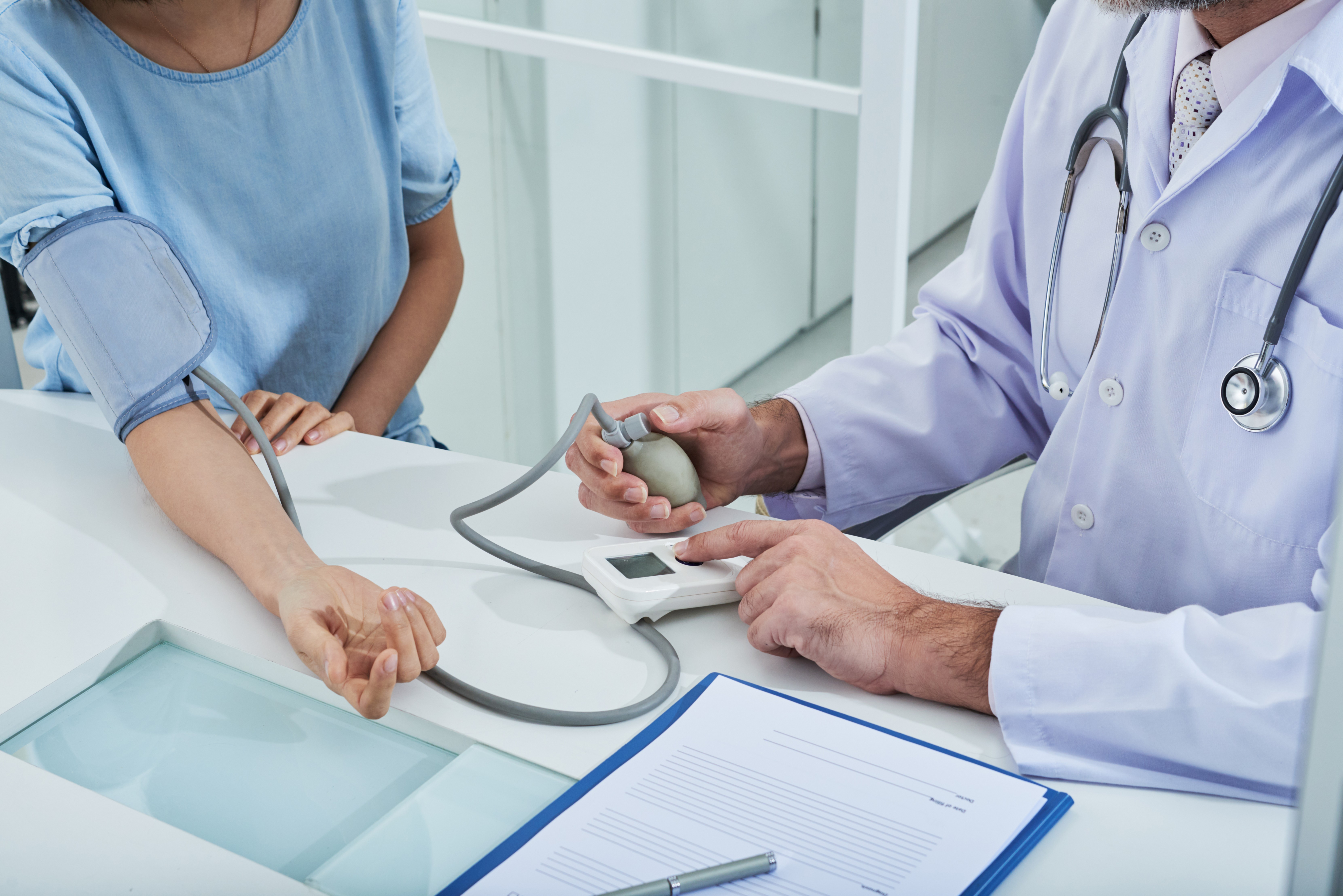 anonymous-doctor-measuring-blood-pressure-unrecognizable-patient-with-tonometer.jpg